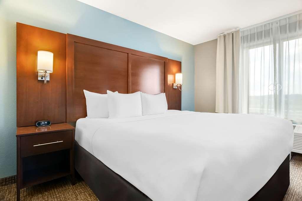 Comfort Suites Rensselaer Near Fair Oaks Номер фото
