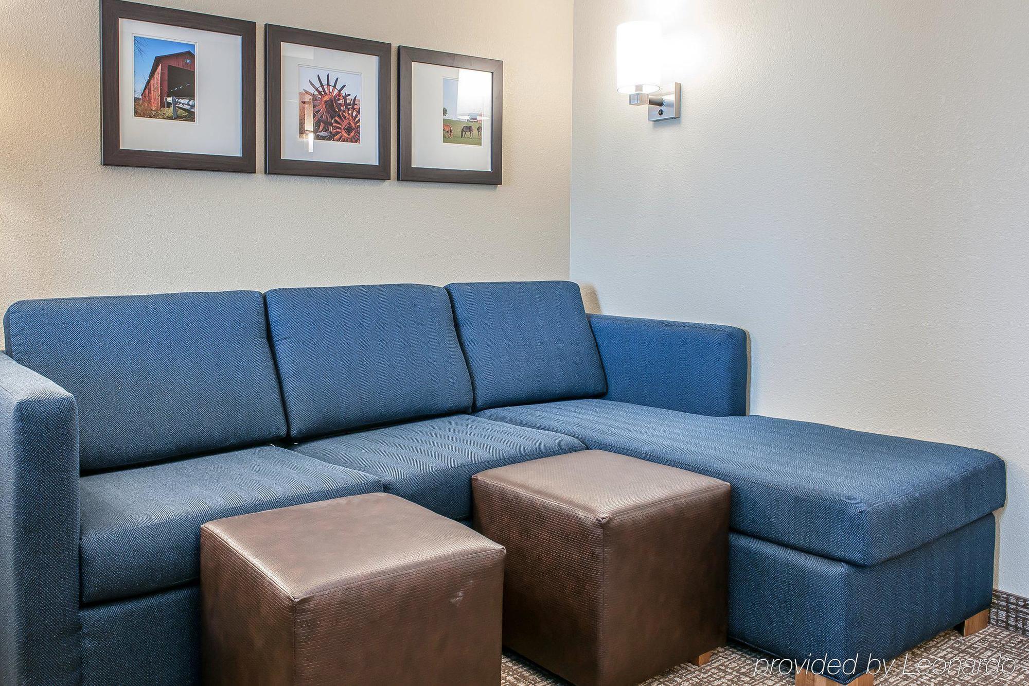 Comfort Suites Rensselaer Near Fair Oaks Экстерьер фото